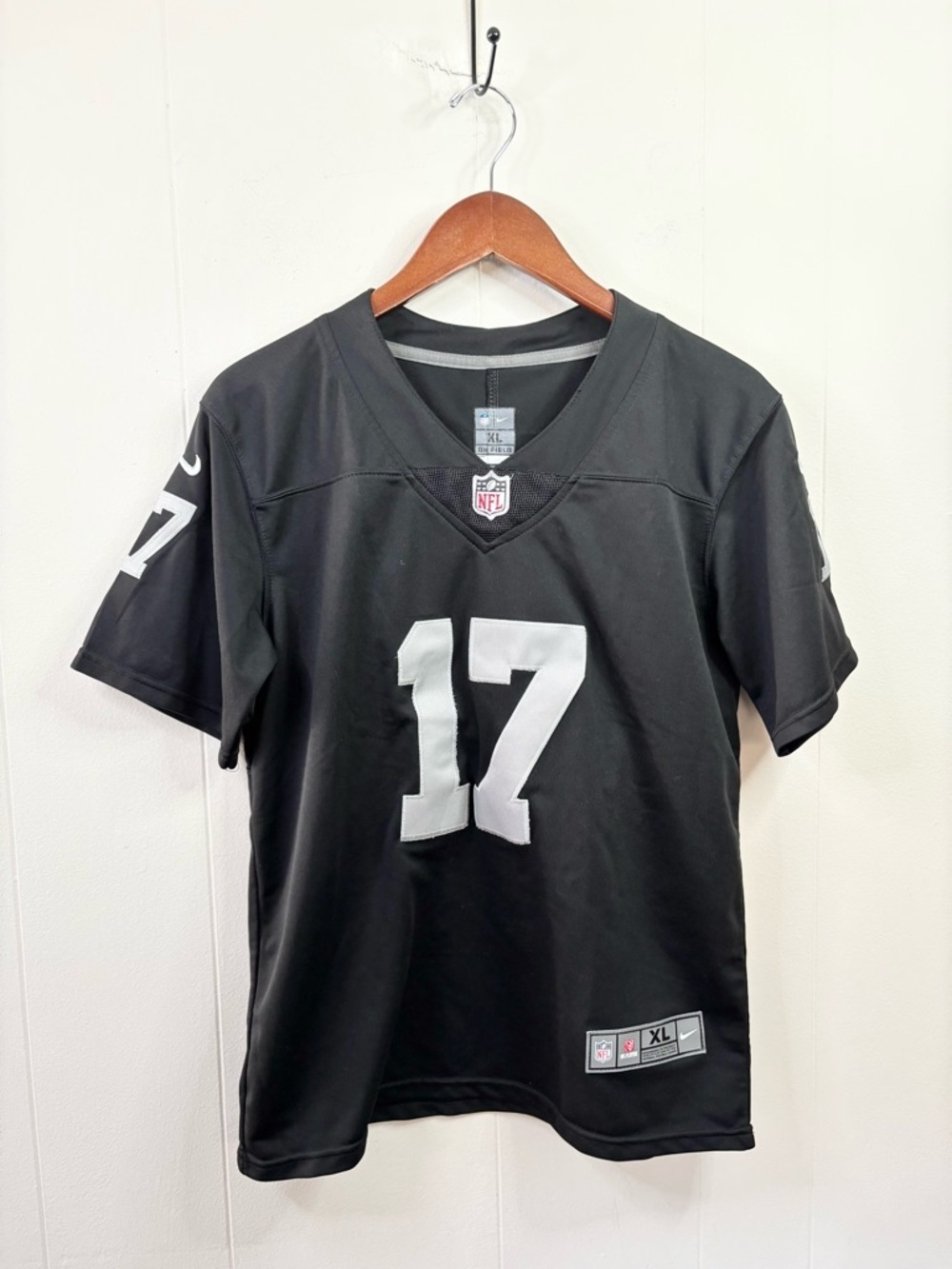 Las Vegas Raiders Davante Adams #17 game jersey size youth XL on field black